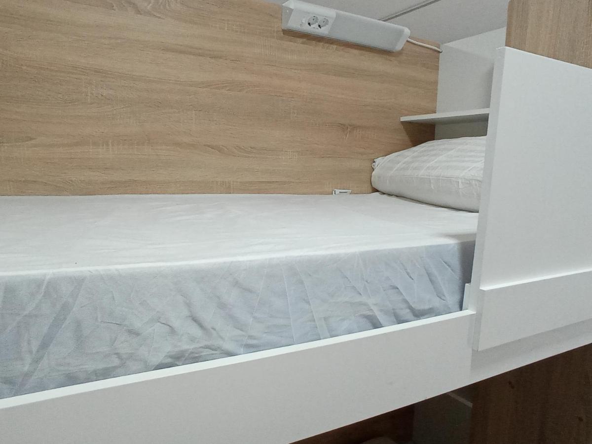 Albergue Alecer Caldas De Reis Eksteriør billede